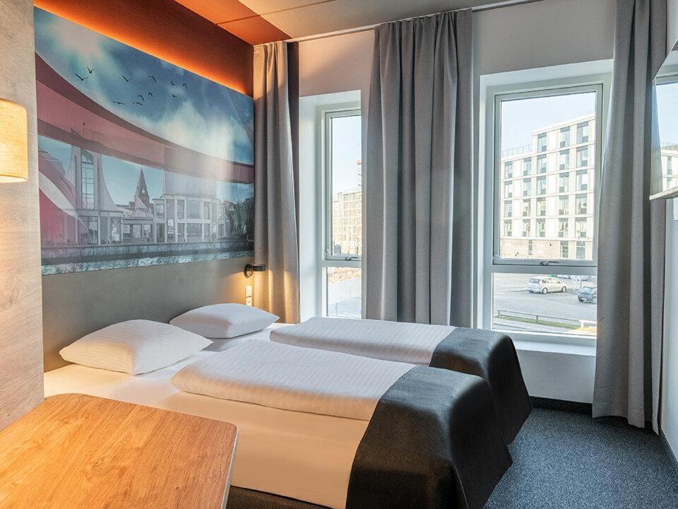 B&B Hotel Олбор Екстериор снимка