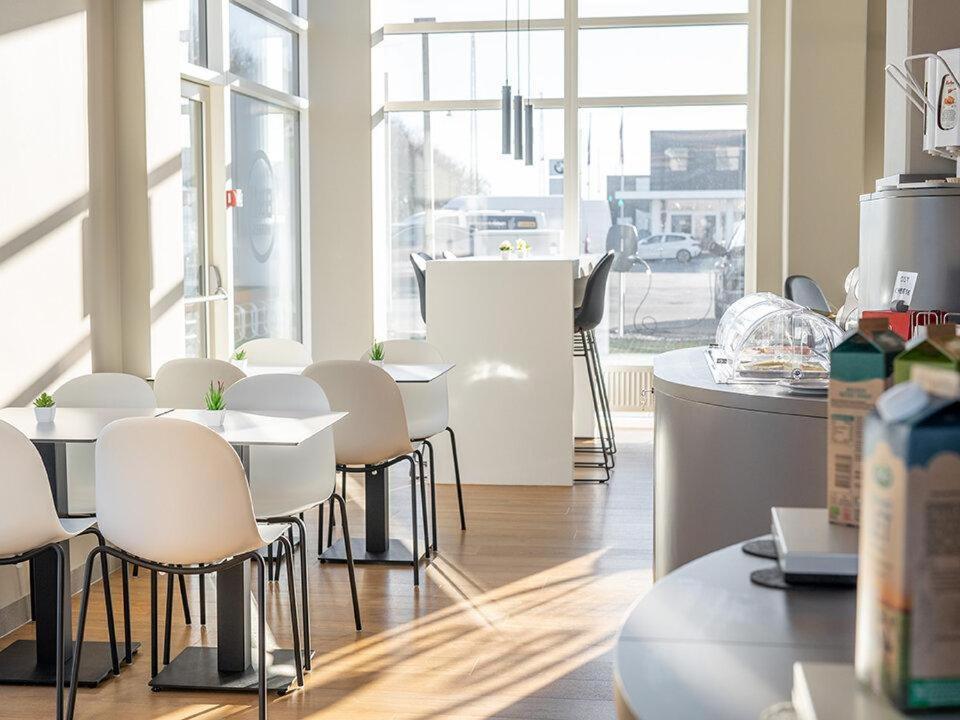 B&B Hotel Олбор Екстериор снимка